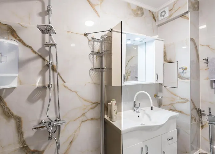 Cozy Sea View Varna&parking Apartament *