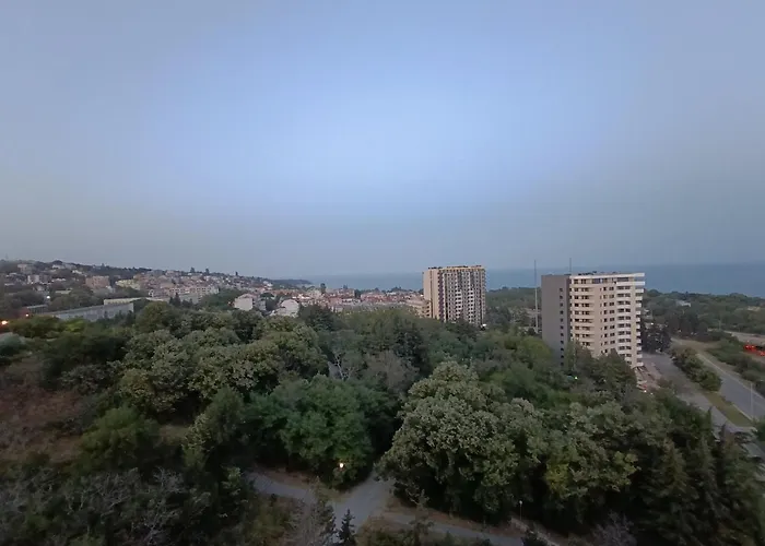 Apartament Cozy Sea View Varna&parking Warna