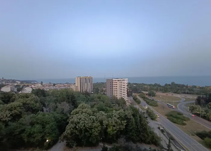 Cozy Sea View Varna&parking * Warna