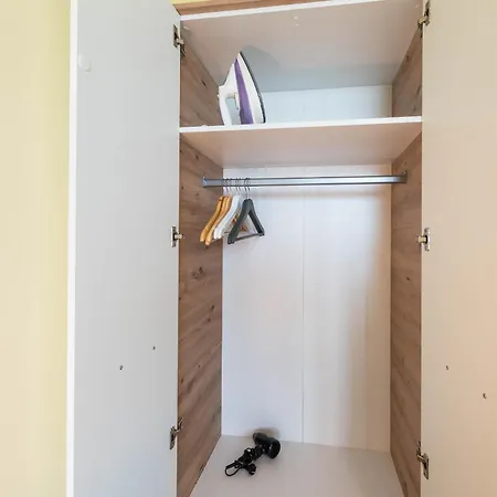 Lejlighed Cozy Sea View & Parking