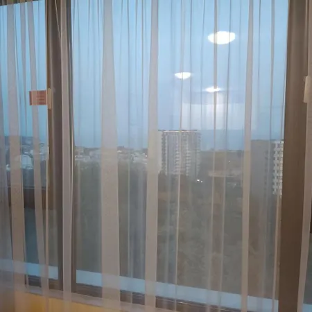 Cozy Sea View & Parking Varna