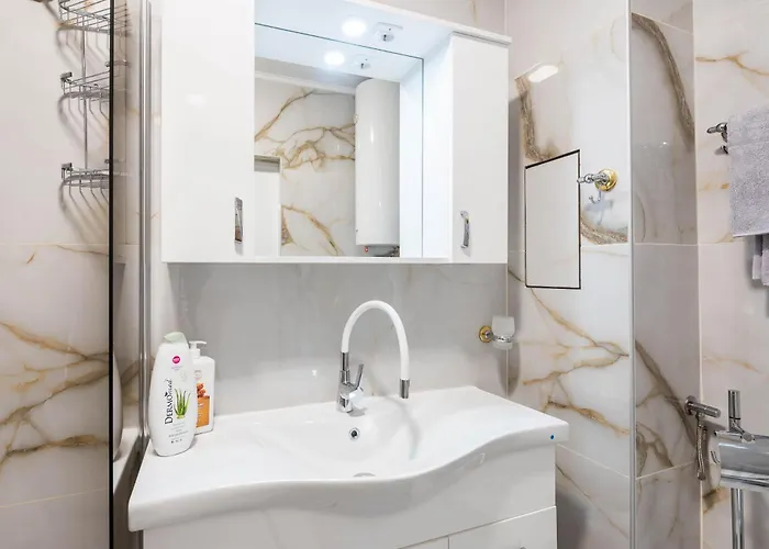 Appartamento Cozy Sea View & Parking